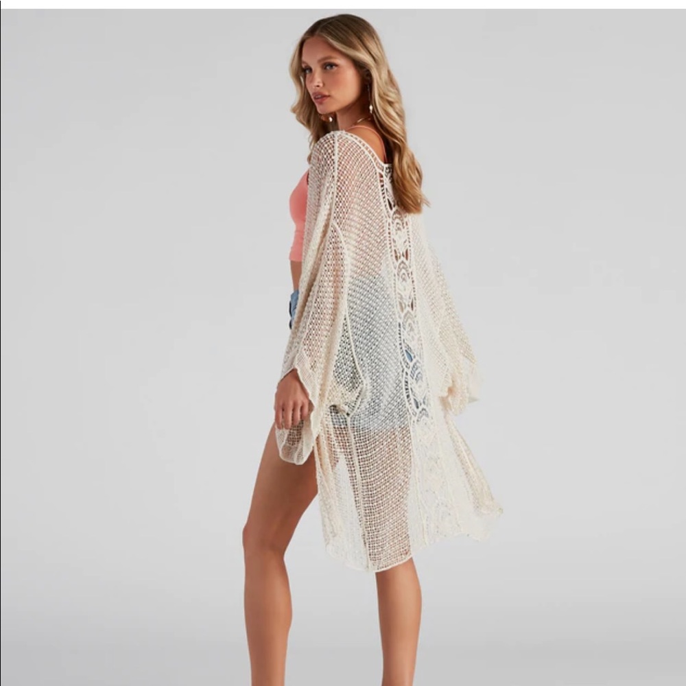 NWT Windsorstore Crochet Kimono